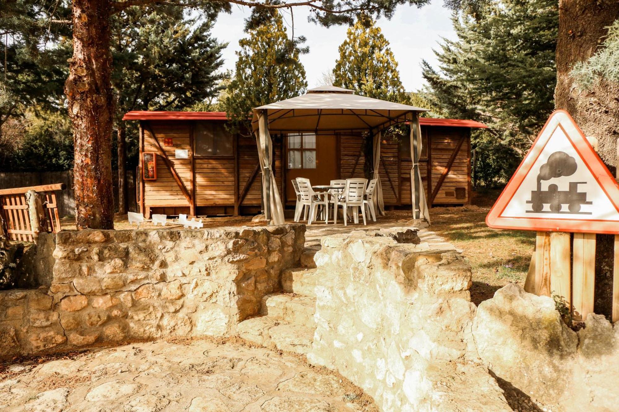 Camping Castillo De 로아어 외부 사진