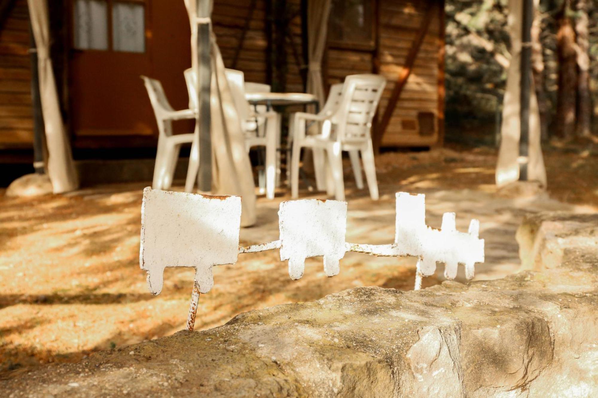 Camping Castillo De 로아어 외부 사진